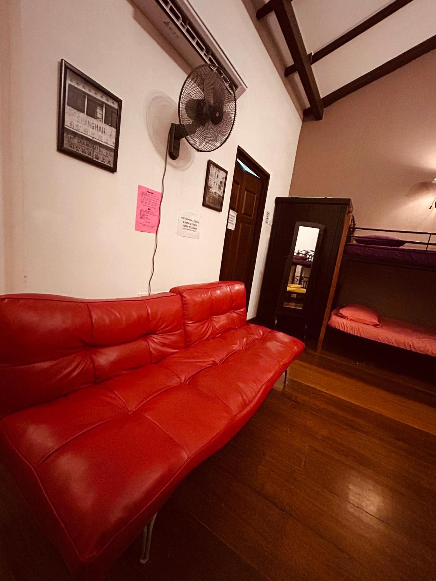 New Great Shanghai Female Hostel Джордж Таун Екстериор снимка