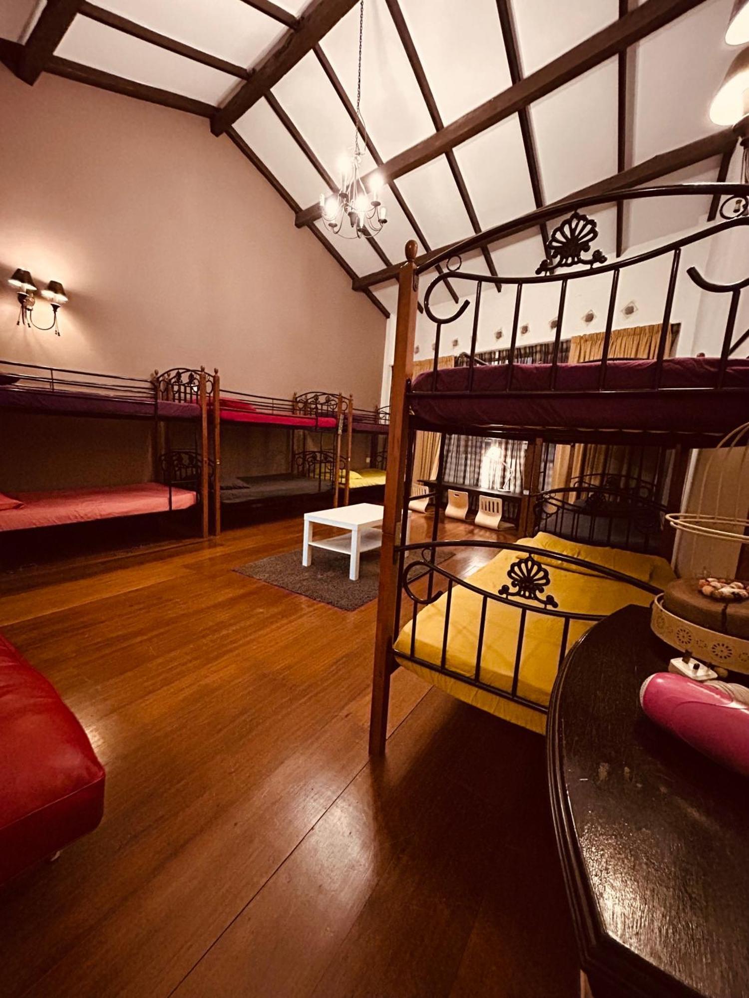 New Great Shanghai Female Hostel Джордж Таун Екстериор снимка